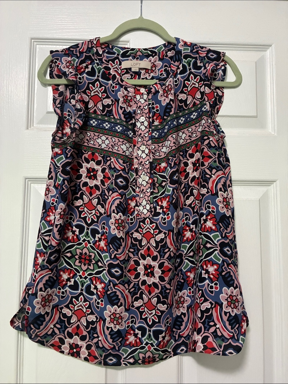 LOFT Navy Floral Ruffled Sleeve women’s top